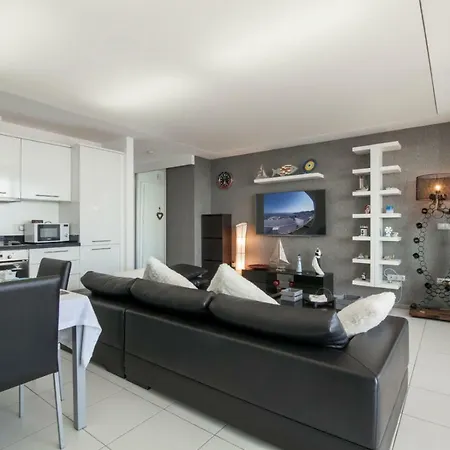 Horizon Sky Apartment